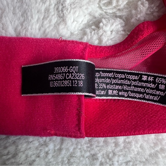 Victoria's Secret | Bright Cherry Bombshell Push Up Bra | Size 34C - Picture 10 of 11